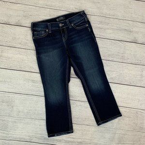Silver Jeans 31 Denim Capri Suki Mid Rise Dark Wash Factory Fading Inseam 23"
